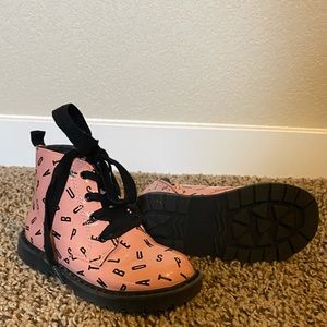 Zara toddler boots size 24 foot length 5.9 inches